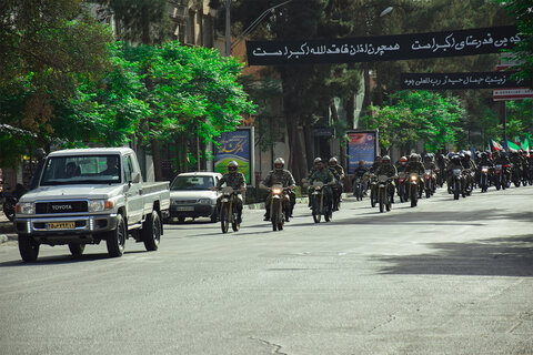 تصاویر:مرایم رژه نیروهای مسلح  در کاشان