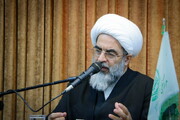 انقلاب اسلامی همه حرفش این است که می خواهد دین را اجرا کند