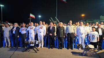 تصاویر/ افتتاح نمایشگاه دستاوردهای دفاع مقدس در بندرعباس