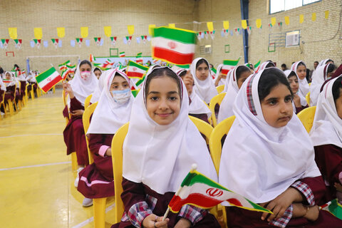 تصاویر/آئین نمادین زنگ بازگشایی مدارس استان هرمزگان