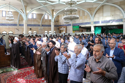 تصاویر/ برگزاری مراسم کاروان نماز با حضور جمعی از دانشآموزان در مسجد الغدیر قزوین