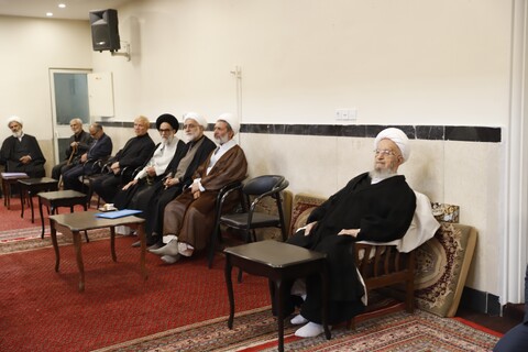 تصاویر/ مراسم عزاداری روز شهادت امام حسن عسکری (ع)در دفتر حضرت آیت الله مکارم شیرازی