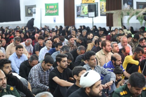 تجلیل از خانواده شهدا در دشتی با حضور نماینده ولی فقیه در بوشهر