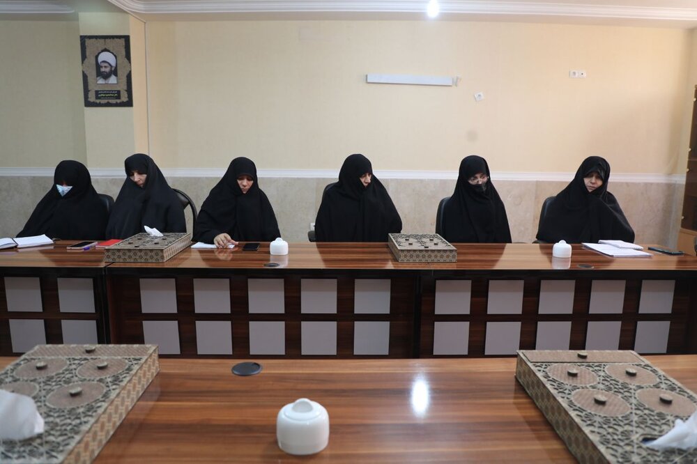 برنامه حوزههای علمیه خواهران برای رسیدن به مرجعیت علمی در سال ۱۴۱۴