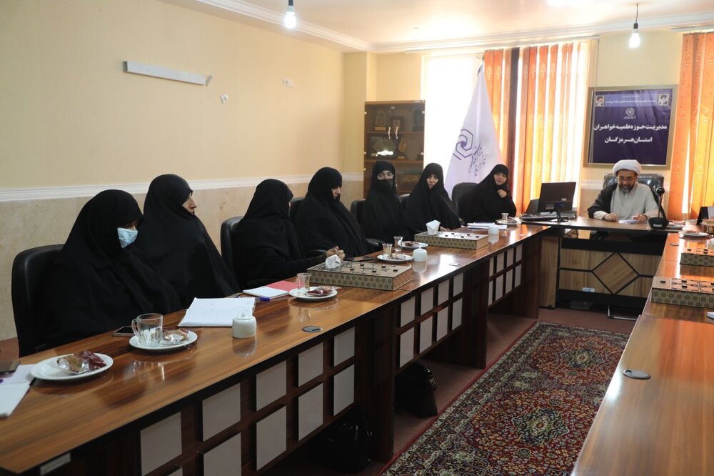 برنامه حوزههای علمیه خواهران برای رسیدن به مرجعیت علمی در سال ۱۴۱۴