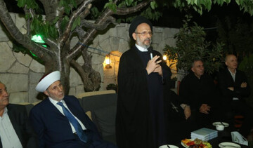 امام جمعه بیروت: ارزش‌های انسانی، سازنده کشور است