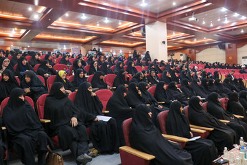 تصاویر/ آیین آغاز سال تحصیلی حوزه علمیه خواهران استان هرمزگان