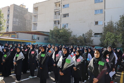 اجرای سرود "دختر ایران" به صورت متمرکز در دبیرستان شهید کلانتری استان البرز هم زمان با مدارس دخترانه سراسر کشور