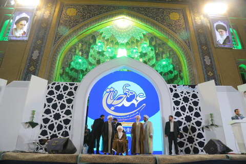 تصاویر / عمامه گذاری طلاب توسط آیت الله العظمی نوری همدانی در مسجد مقدس جمکران