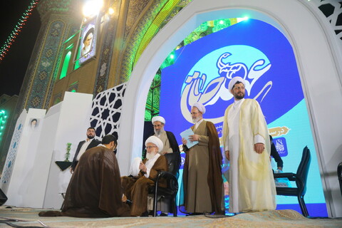 تصاویر / عمامه گذاری طلاب توسط آیت الله العظمی نوری همدانی در مسجد مقدس جمکران