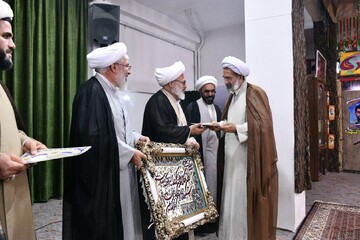 تصاویر/ آیین تکریم و معارفه مدیر مدرسه علمیه میاندوآب