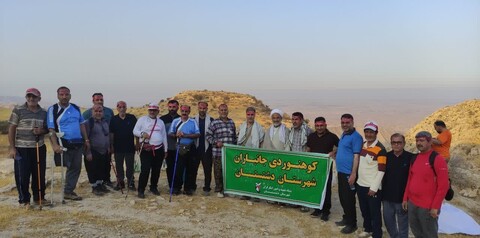 کوهنوردی امام جمعه و رزمندگان دفاع مقدس برازجان در ارتفاعات بهمرد