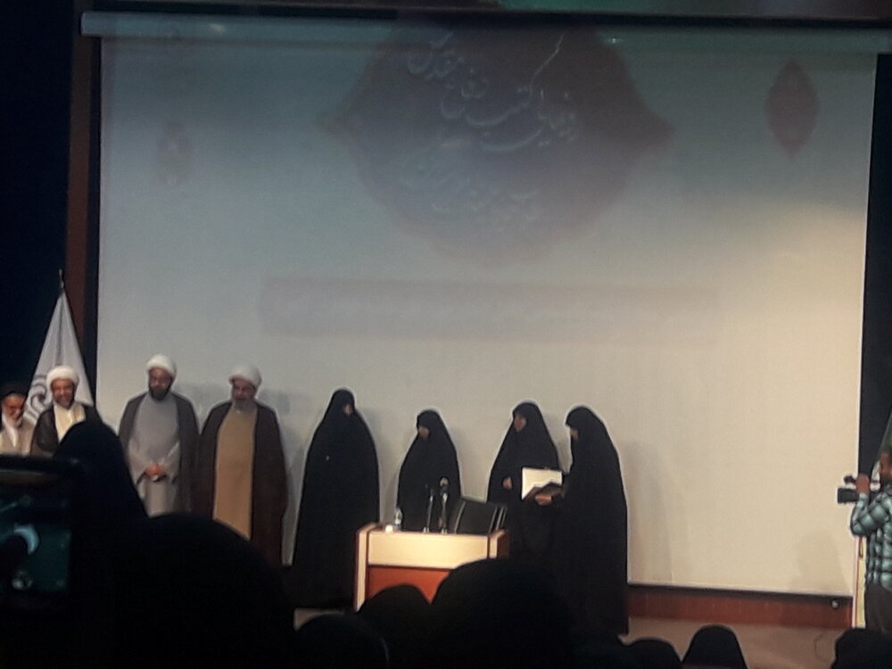 فراغت از علم در فرهنگ مسلمانی معنا ندارد