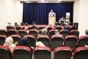 «نشست شعر و روایت دفاع مقدس» در کتابخانه خلیج فارس بوشهر برگزار شد