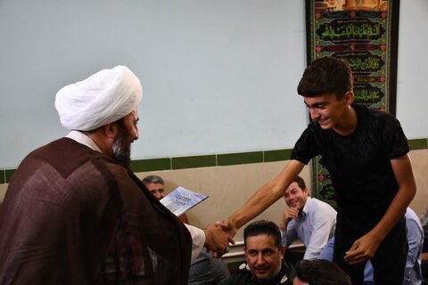 تصاویر/ حضور امام جمعه شهرستان خوی در جمع دانش آموزان