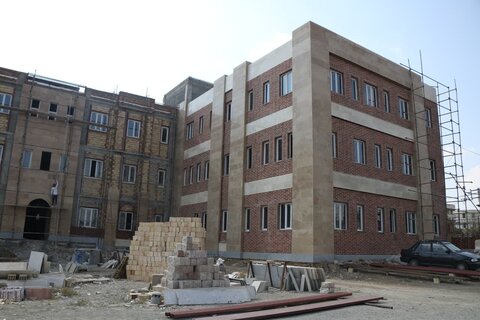 تصاویر/  بازدید نماینده ولی فقیه در آذربایجان غربی از روند پیشرفت ساختمان در حال احداث مرکز بزرگ اسلامی استان