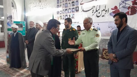 تصاویر یادواره شهدای محله در الیگودرز