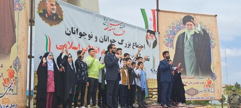 تصاویر اجتماع بزرگ جوانان و نوجوانان نقش آفرین در گام دوم انقلاب در شهرستان مشگین شهر