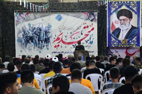 تصاویر/ اجتماع بزرگ جوانان نقش آفرین گام دوم انقلاب در شهرستان شوط