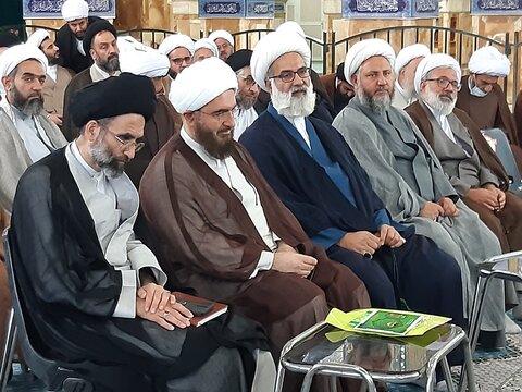 تصاویر:گردهمایی ائمه جمعه استان اصفهان و منطقه کاشان در استان مقدس علی بن باقر(ع)