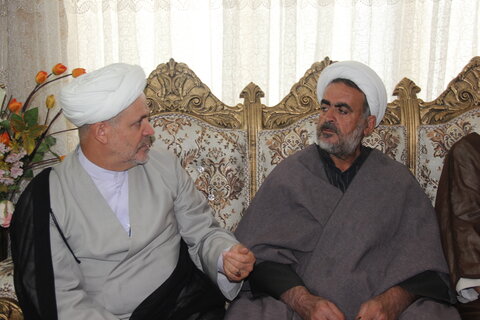 تصاویر / دیدار مدیر حوزه علمیه استان قزوین با دو رزمنده روحانی دفاع مقدس