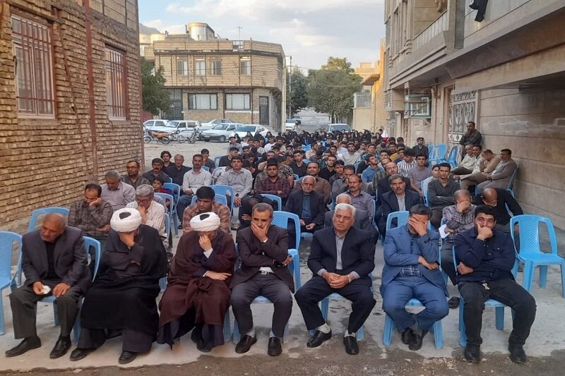 برگزاری مراسم آبروی محله افتخار کوچه در هرسین