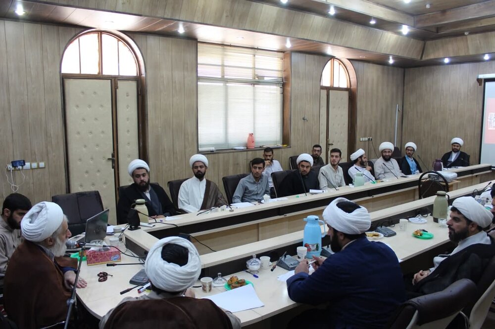 دوره بصیرتی «نهضت حسینی پرتوی از معارف حسینی(ع)» برگزار شد