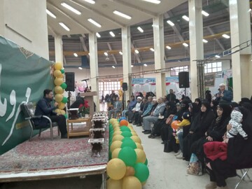 تصاویر/ محفل نورانی انس با قرآن کریم در نمایشگاه "مهر و ماه" اردبیل