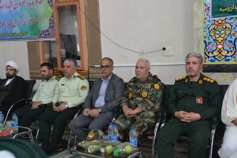 تصاویر/ مراسم گرامیداشت هفته وحدت در شهرستان ارومیه