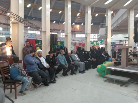 تصاویر/ محفل نورانی انس با قرآن کریم در نمایشگاه "مهر و ماه" اردبیل