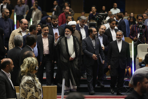 آئین افتتاح پنجمین دوره اعطای جایزه مصطفی(ص) در اصفهان‎