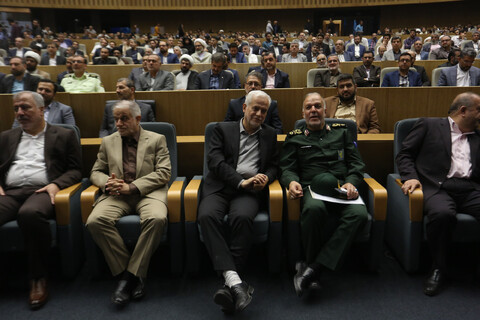 آئین افتتاح پنجمین دوره اعطای جایزه مصطفی(ص) در اصفهان‎