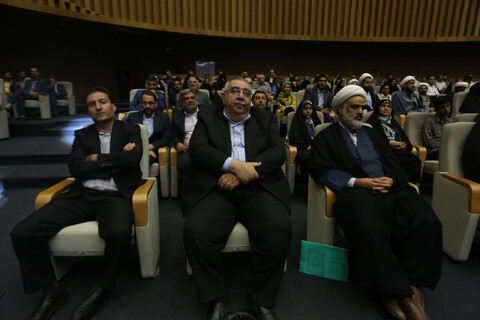 آئین افتتاح پنجمین دوره اعطای جایزه مصطفی(ص) در اصفهان‎