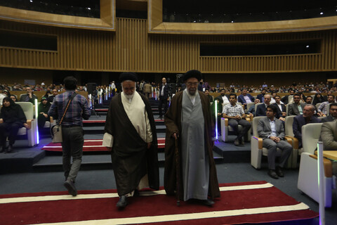 آئین افتتاح پنجمین دوره اعطای جایزه مصطفی(ص) در اصفهان‎