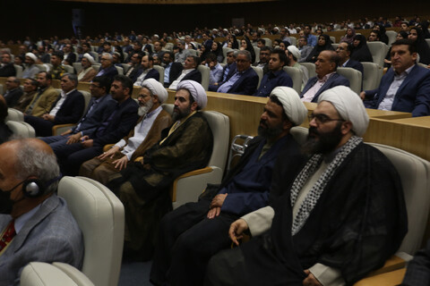 آئین افتتاح پنجمین دوره اعطای جایزه مصطفی(ص) در اصفهان‎