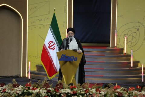 آئین افتتاح پنجمین دوره اعطای جایزه مصطفی(ص) در اصفهان‎