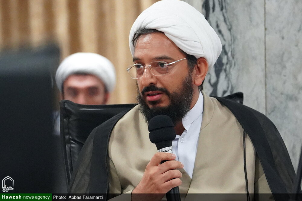 گزارشی از دیدار آیت الله اعرافی با هنرمندان و فعالان فضای مجازی