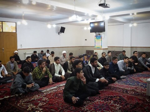 تصاویر/ مراسم روضه هفتگی مدرسه علمیه امام خمینی (ره) خوی
