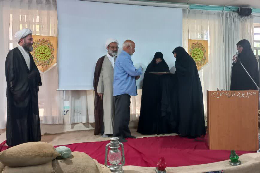 «طایفی» مدیر مدرسه علمیه حضرت زینب کبری(س) یزد شد