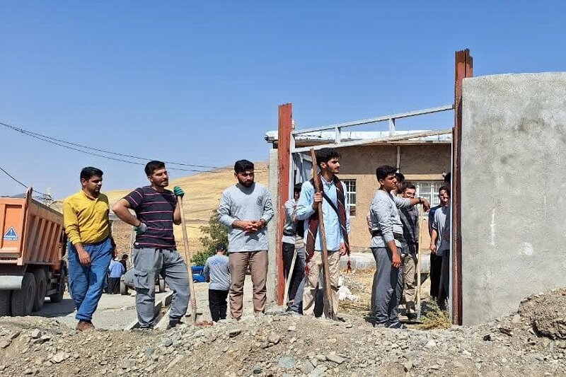 اولین اردوی جهادی مشترک حوزه و دانشگاه در کرمانشاه برگزار شد