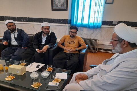 تصاویر/ دیدار جمعی از مبلغین اهل سنت جوانرود با مدیر حوزه علمیه کرمانشاه