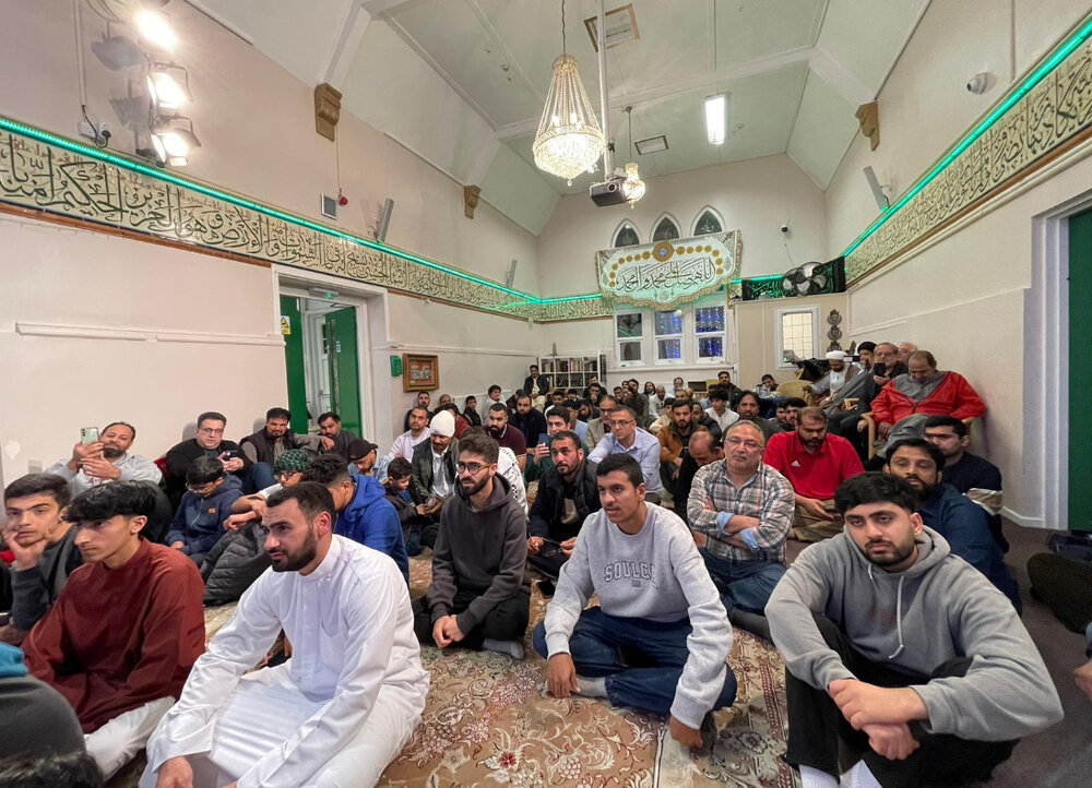 گسترش روح وحدت ضروری است