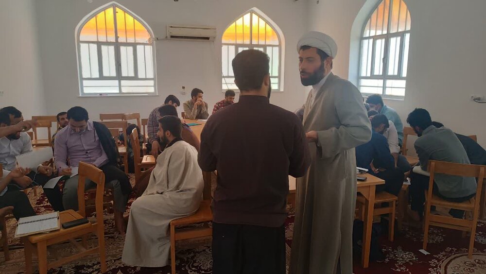 اجرای طرح اقدام سنجی فعالیتهای پژوهشی در مدرسه علمیه علی بن ابی طالب(ع) ایذه