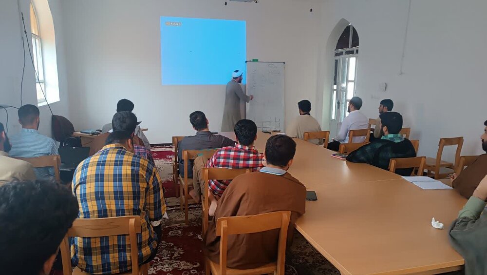 اجرای طرح اقدام سنجی فعالیتهای پژوهشی در مدرسه علمیه علی بن ابی طالب(ع) ایذه