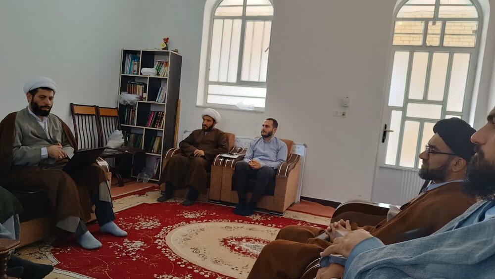 اجرای طرح اقدام سنجی فعالیتهای پژوهشی در مدرسه علمیه علی بن ابی طالب(ع) ایذه