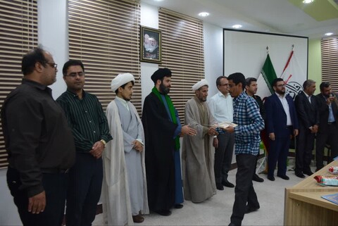 مراسم تقدیر و تجلیل از خادمان حسینی در بوشهر