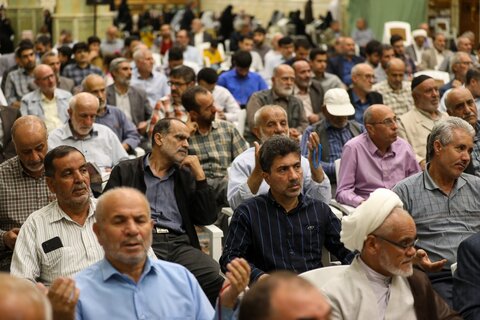 تصاویر /  مراسم جشن میلاد پیامبر اکرم (ص) و امام صادق (ع) با حضور نماینده ولی فقیه در استان قزوین