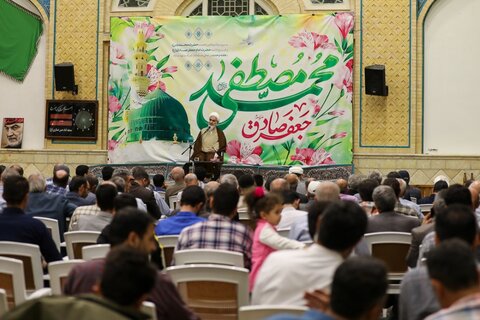 تصاویر / مراسم جشن میلاد پیامبر اکرم (ص) و امام صادق (ع) با حضور نماینده ولی فقیه در استان قزوین