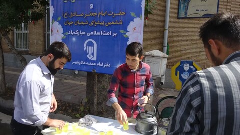 تصاویر/ ایستگاه صلواتی مراسم بزرگداشت هفته وحدت در هادیشهر