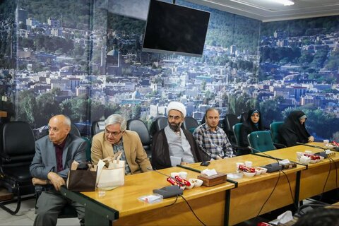 تصاویر / دیدار استاندار قزوین با مدیر وکارکنان اداره کل اوقاف قزوین به مناسبت هفته وقف